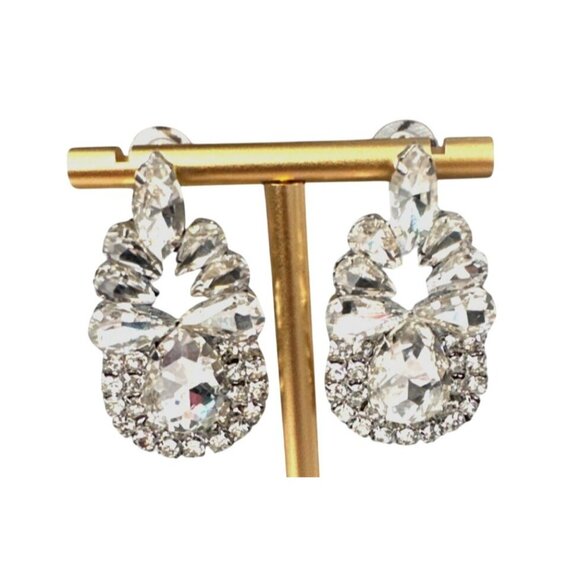 2/$24 Elegant Vintage Crystal Statement Earrings NWT - Picture 4 of 7